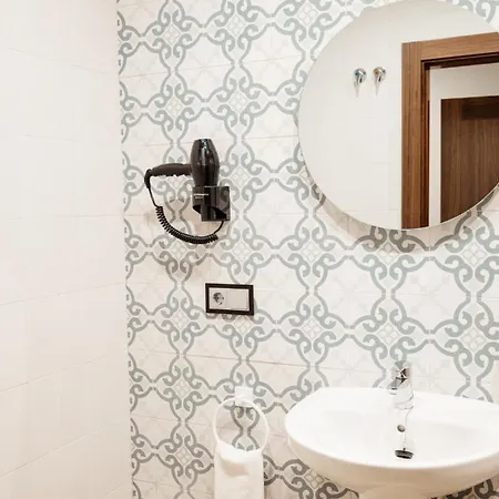 Hostal Central Marmolejo