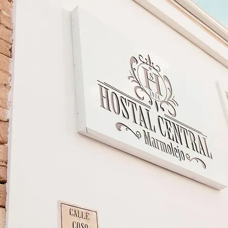 Hostal Central Marmolejo 3*