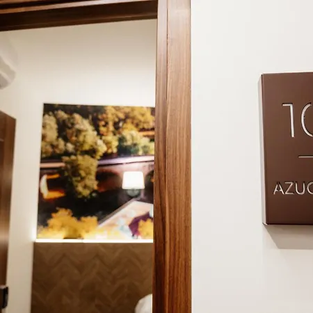 Hostal Central Marmolejo بيت ضيافة