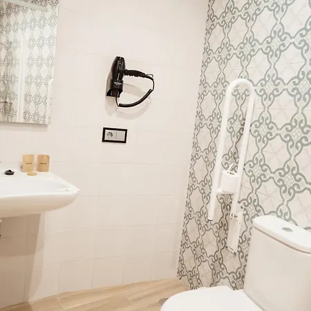 Hostal Central Marmolejo בית הארחה מרמולחו